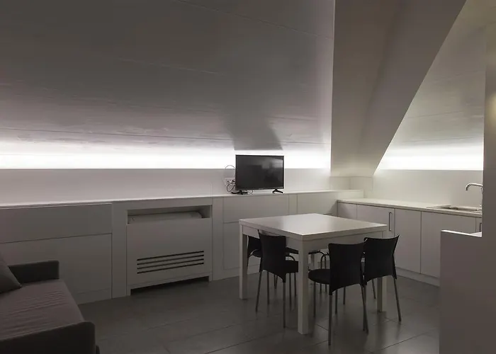 La 招待所 帕奥拉